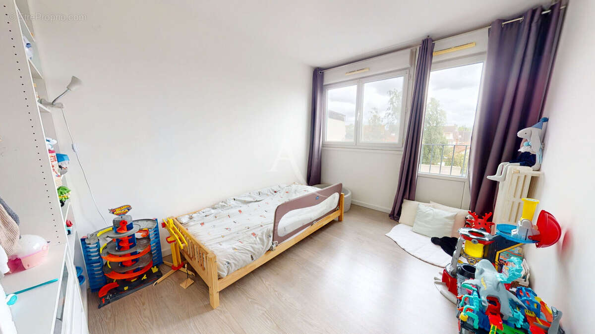 Appartement à CHILLY-MAZARIN