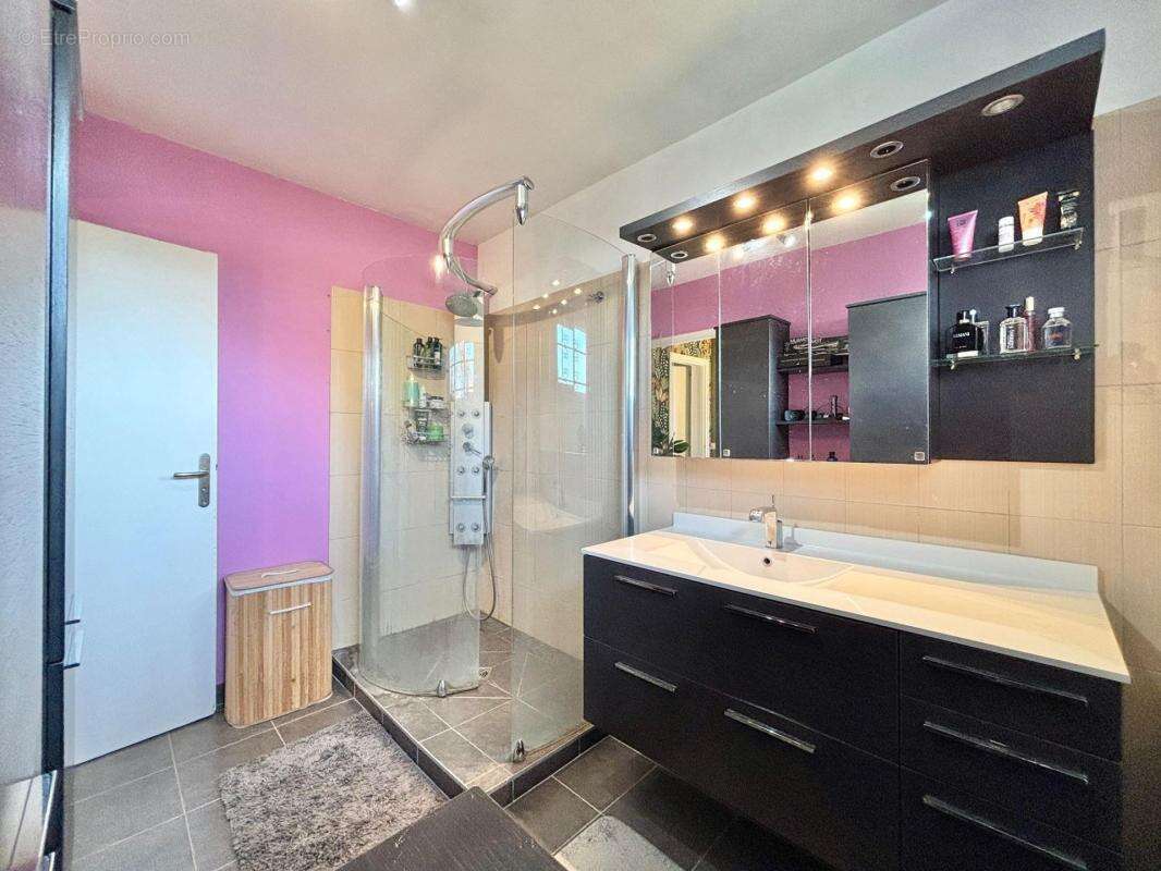 Maison à HAUTOT-SUR-MER