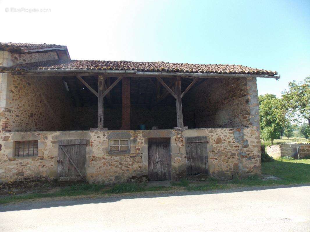 Maison à VAYRES