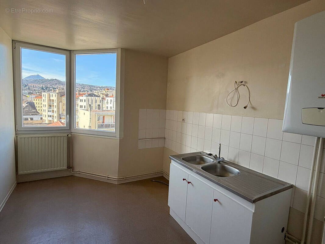 Appartement à CLERMONT-FERRAND