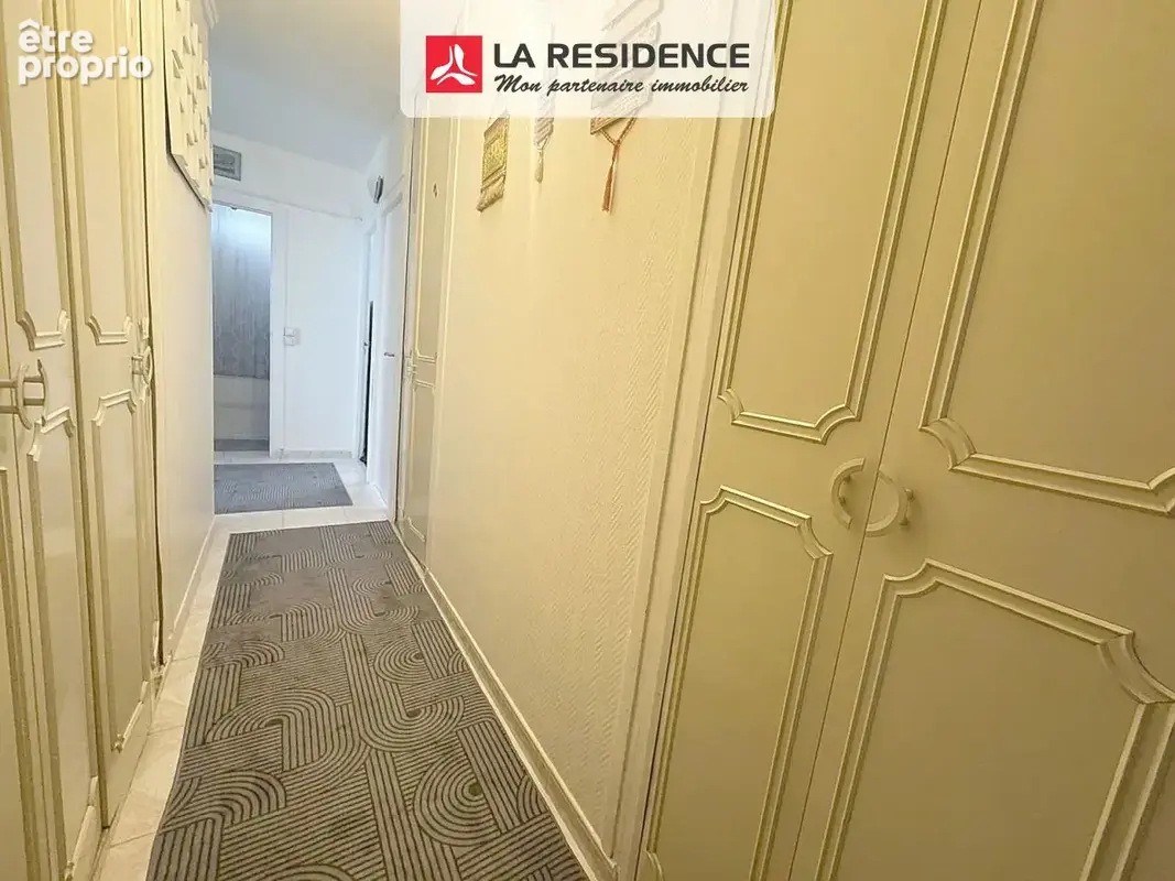 Appartement 5 pièces 85 m² à vendre à Garges-Les-Gonesse (95140) - photo 9