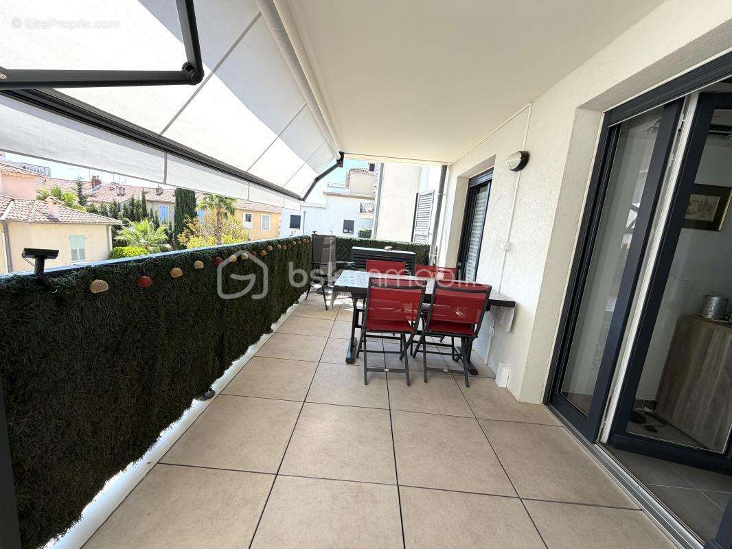 Appartement T3 récent avec terrasse, garage et cave - photo 8