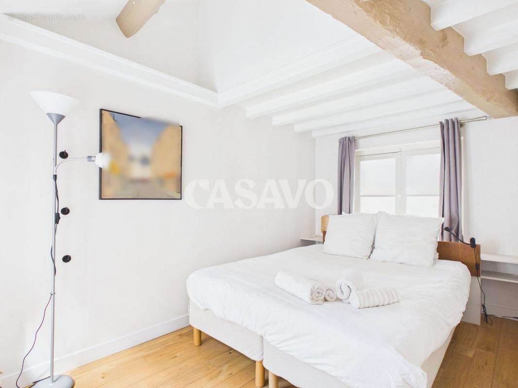 Appartement à PARIS-4E