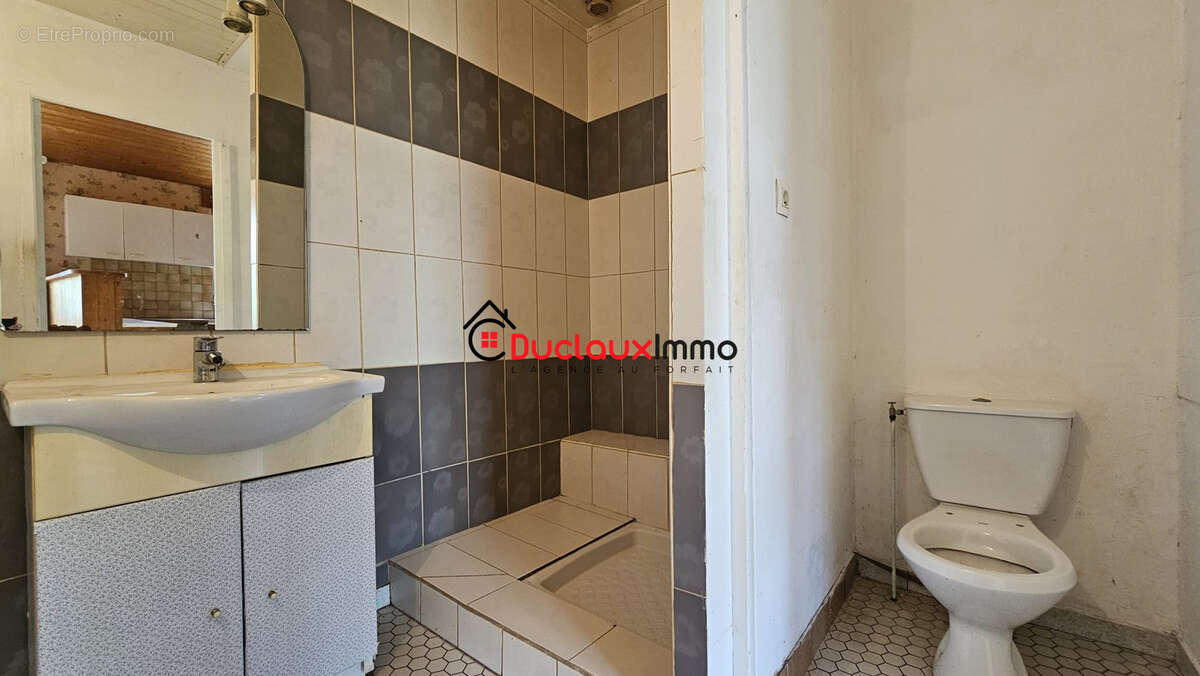Maison individuelle composé de 4 appartements - photo 7