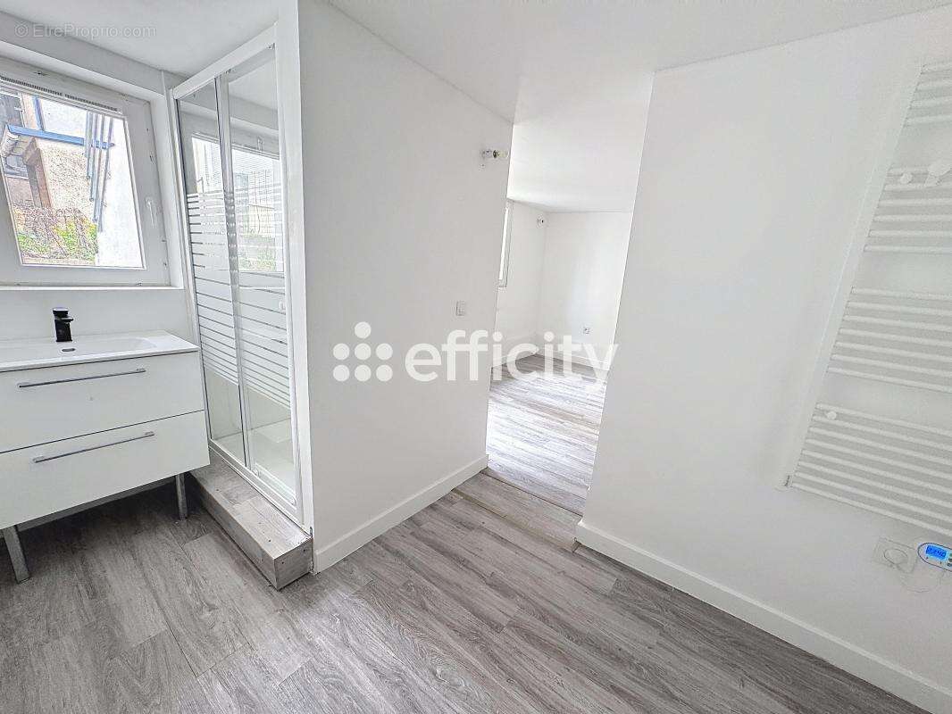 Maison 52 m² à Montreuil  - photo 15