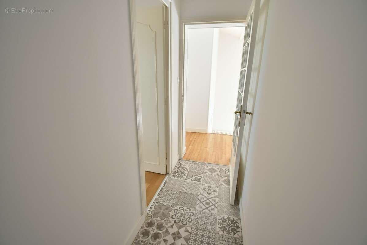 Maison à vendre 4 pièces proche de ANGOULEME (16) à Voeuil. 3 chambres, 1 garage. Terrain - photo 8