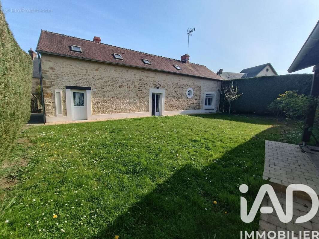 Maison 83 m² à Ferrieres-La-Verrerie  - photo 2