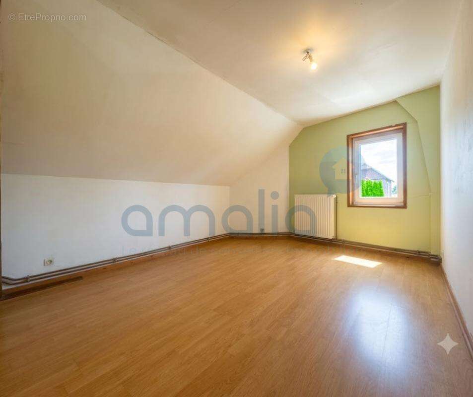 Maison 111 m² à Becquigny  - photo 6