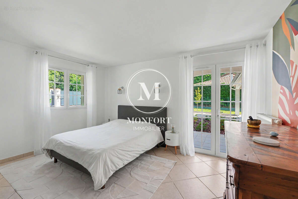 Villa familiale avec T1 indépendant, piscine. - photo 16