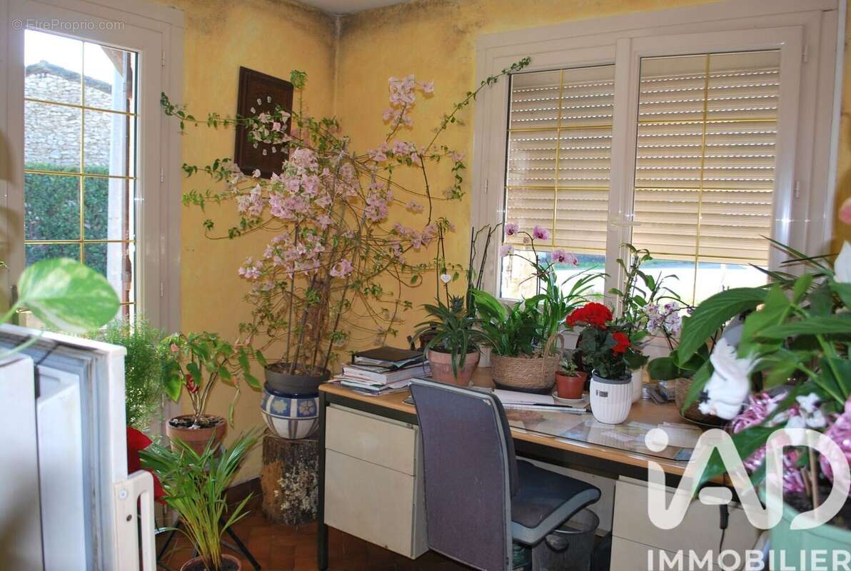 Maison 134 m² à Razac-De-Saussignac  - photo 4