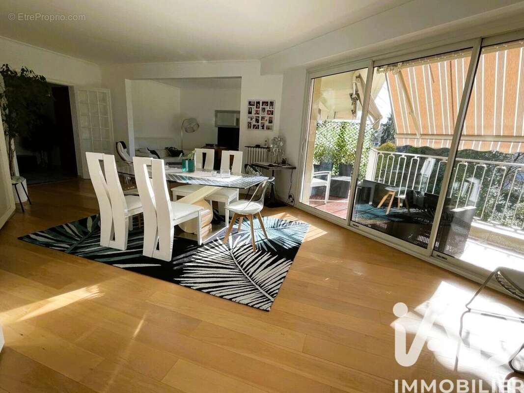 Photo 6 - Appartement à AVRILLE