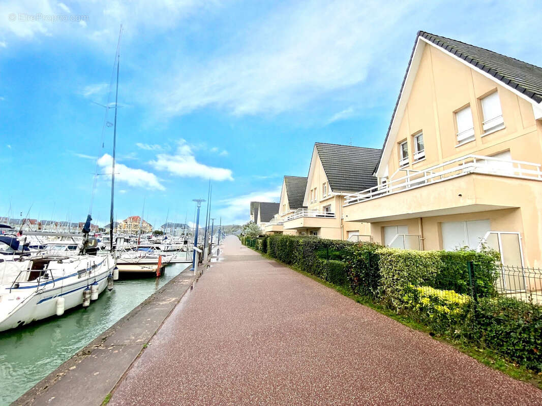 Appartement à DIVES-SUR-MER