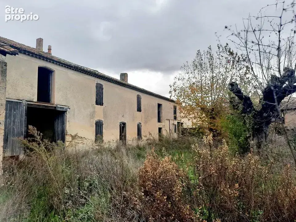 Photo Commerce à Camaret-Sur-Aigues au prix de 290 000€