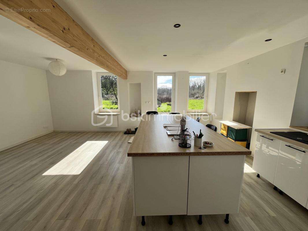 Superbe maison de campagne fraîchement rénovée sur son magnifique terrain au cœur de la forêt - photo 7