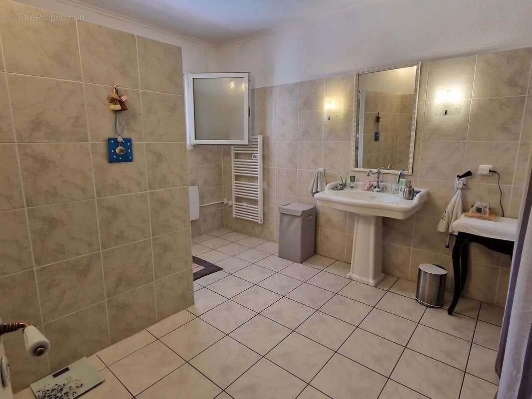 Maison à SAINT-CHRISTOL-LES-ALES