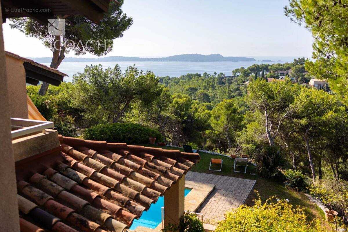 Maison à HYERES
