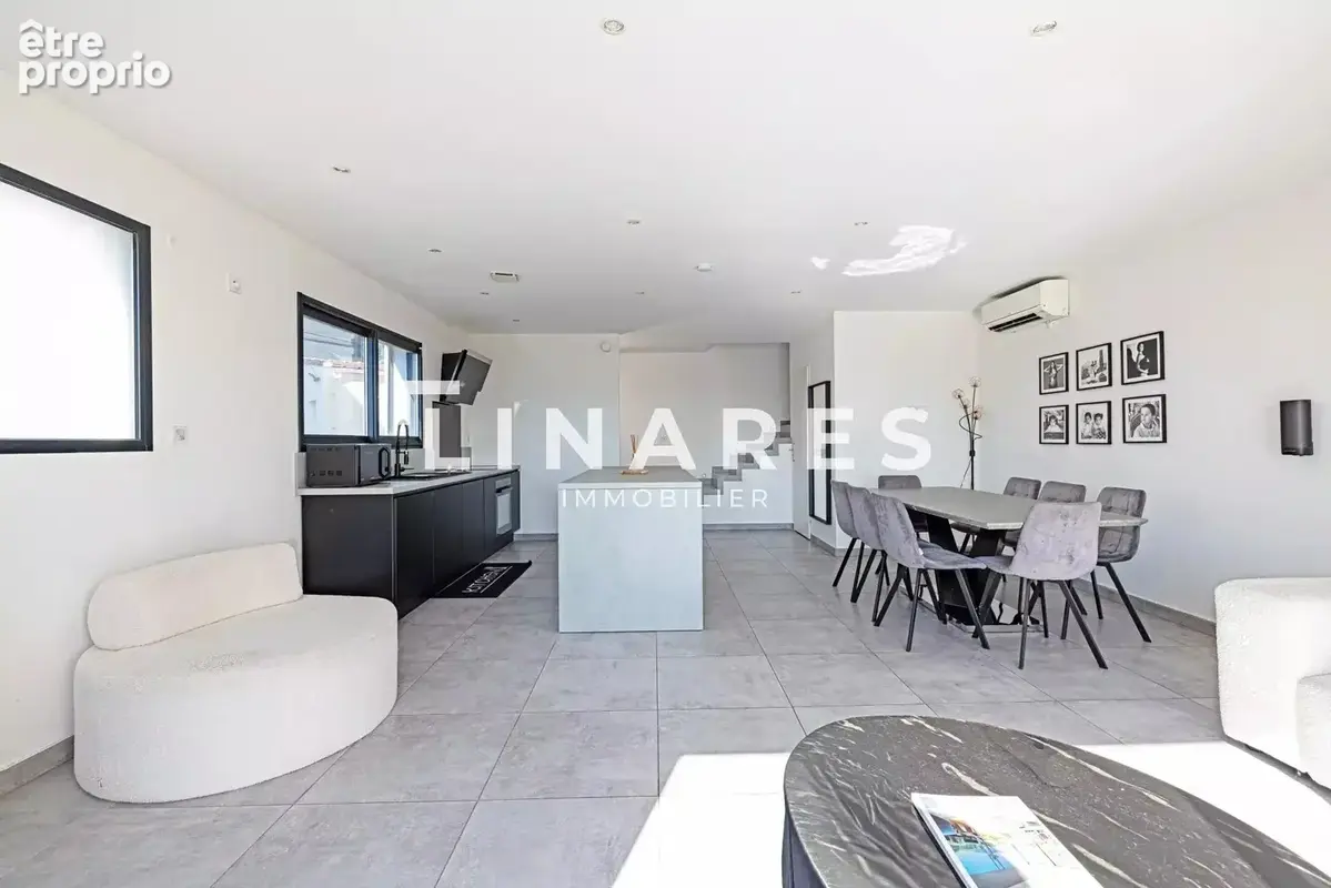 L'ORIGINALE - Maison T3/4 de 90m²  - Véranda de 15m² -  Piscine - Stationnements - Parcelle 528m² - 13013 Saint Mitre - photo 5