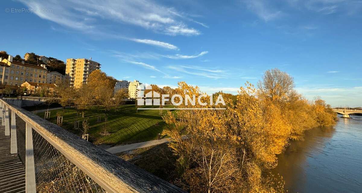 Appartement à CALUIRE-ET-CUIRE