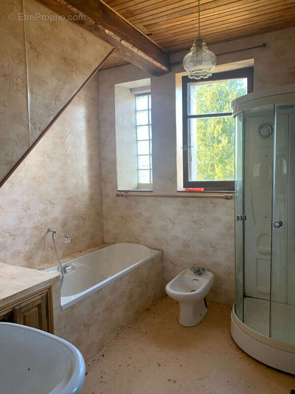 Maison à SAINT-SALVADOUR