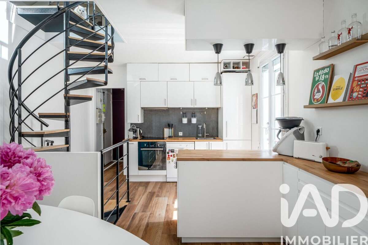 Photo 2 - Appartement à LA GARENNE-COLOMBES