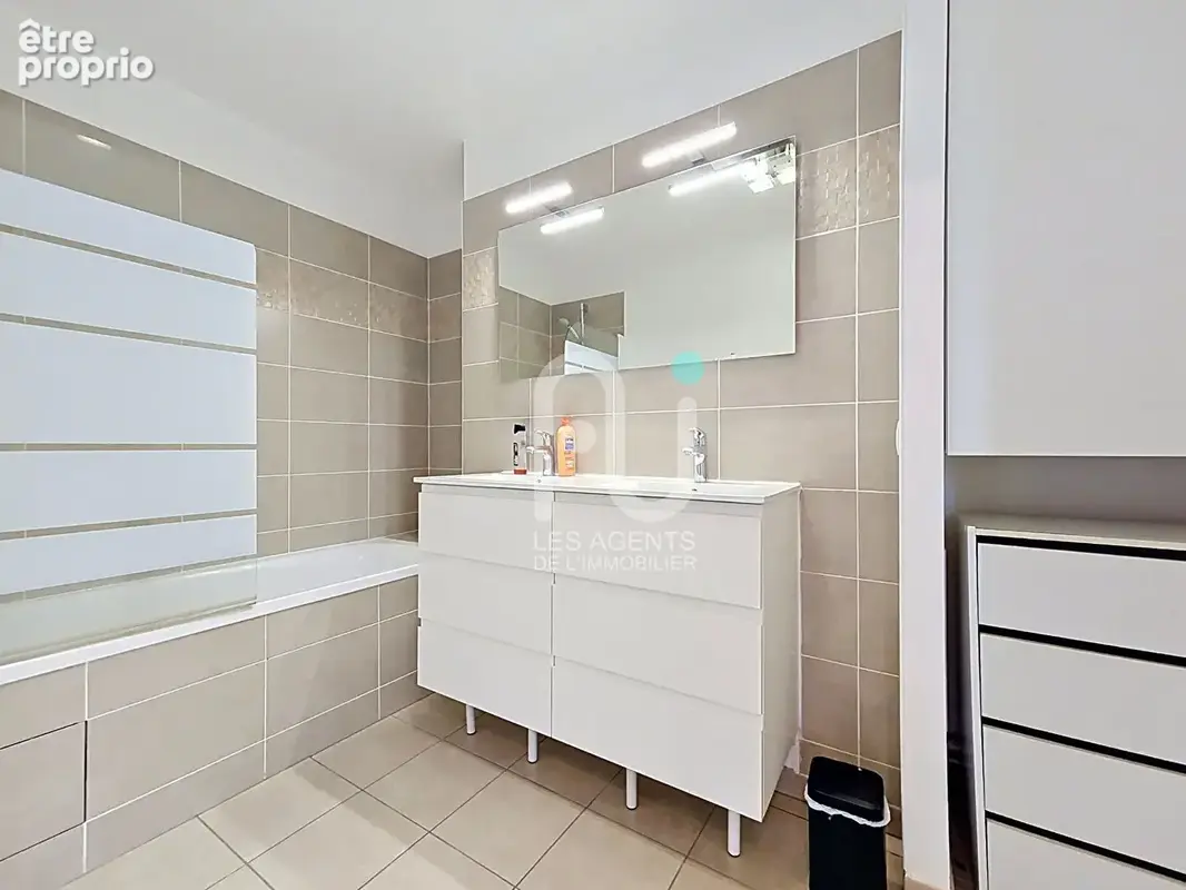 Appartement Asnieres Sur Seine 5 pièces - photo 9