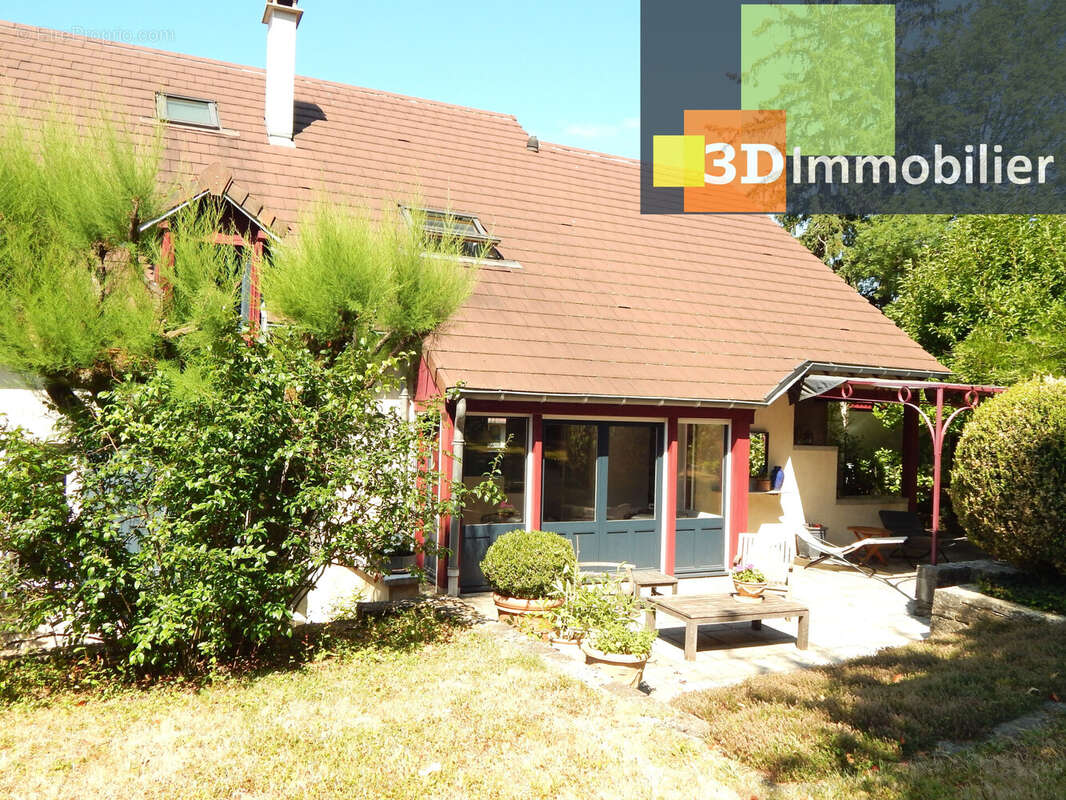 MAISON À VENDRE 201 M²