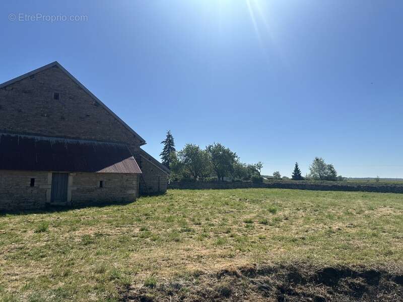 Maison à POUILLY-EN-AUXOIS