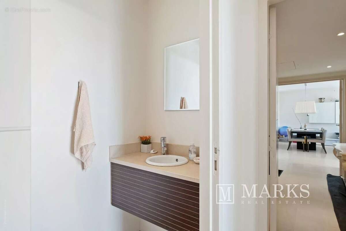 Appartement avec jardin et vue panoramique sur la mer à Mont Boron - photo 19