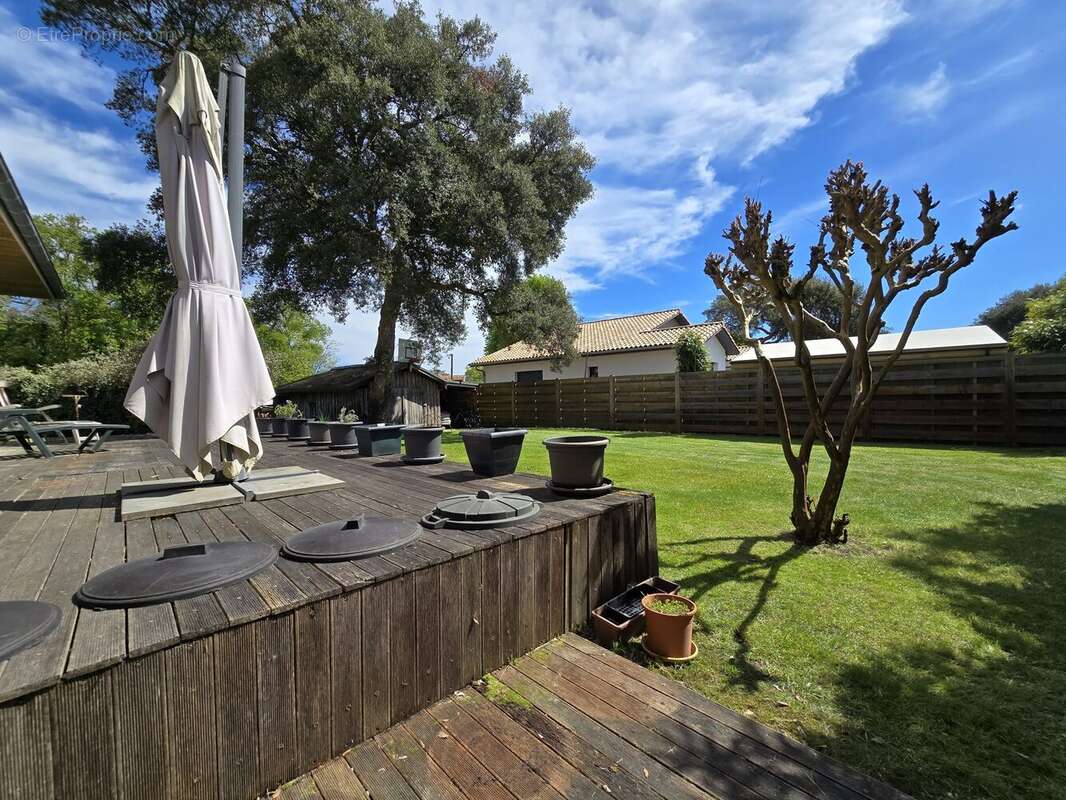 Maison à MOLIETS-ET-MAA