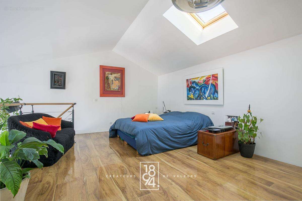 Appartement à MARSEILLE-7E