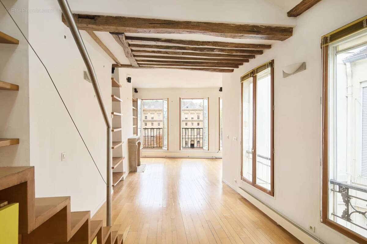 Appartement à PARIS-6E