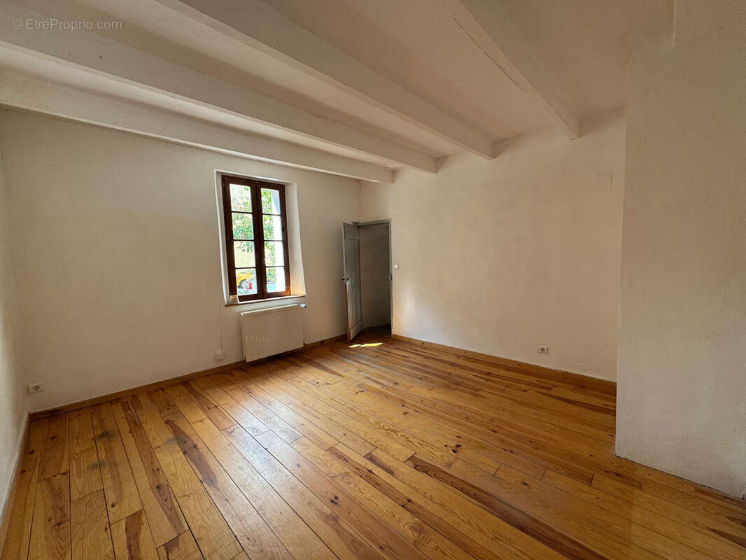 Maison à SAINT-QUENTIN-LA-POTERIE