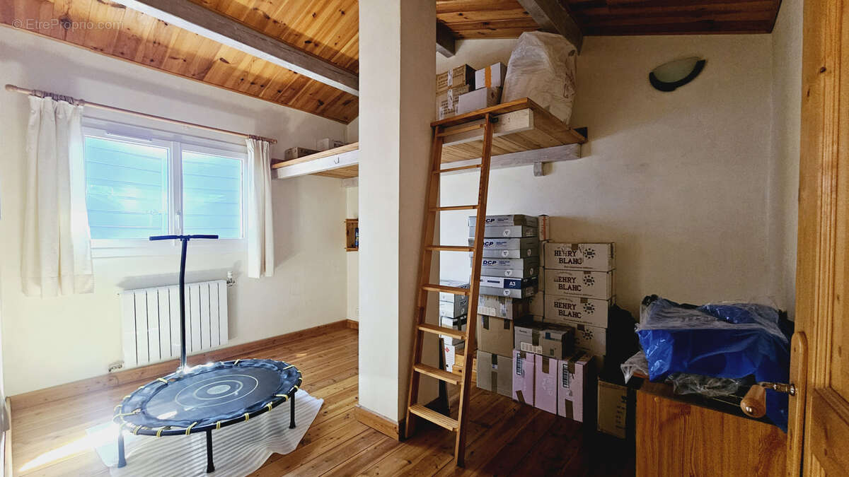 Maison à LA CADIERE-D'AZUR