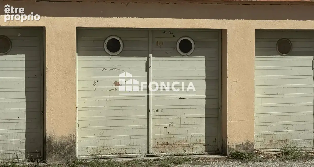 Garage à Avignon – 18 m² de surface - photo 3