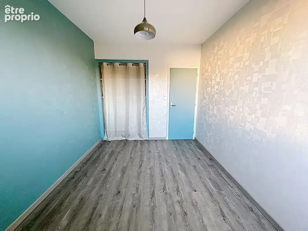 Appartement Saint André Les Vergers 5 pièces - photo 10