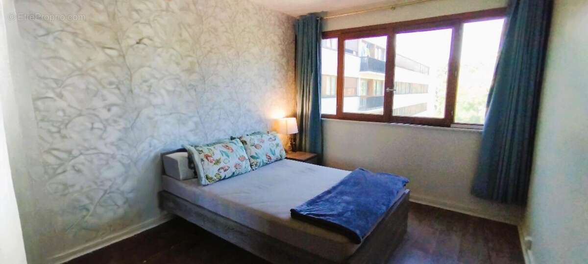 Photo 5 - Appartement à LA CELLE-SAINT-CLOUD