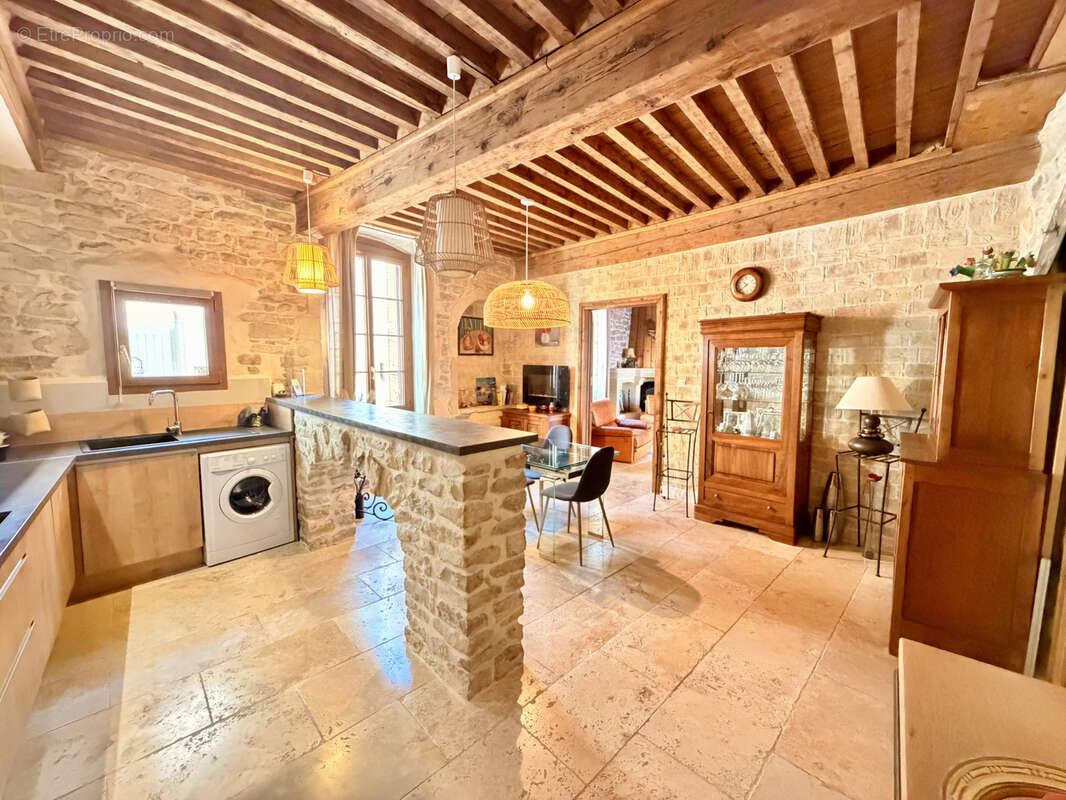 Maison à CALVISSON