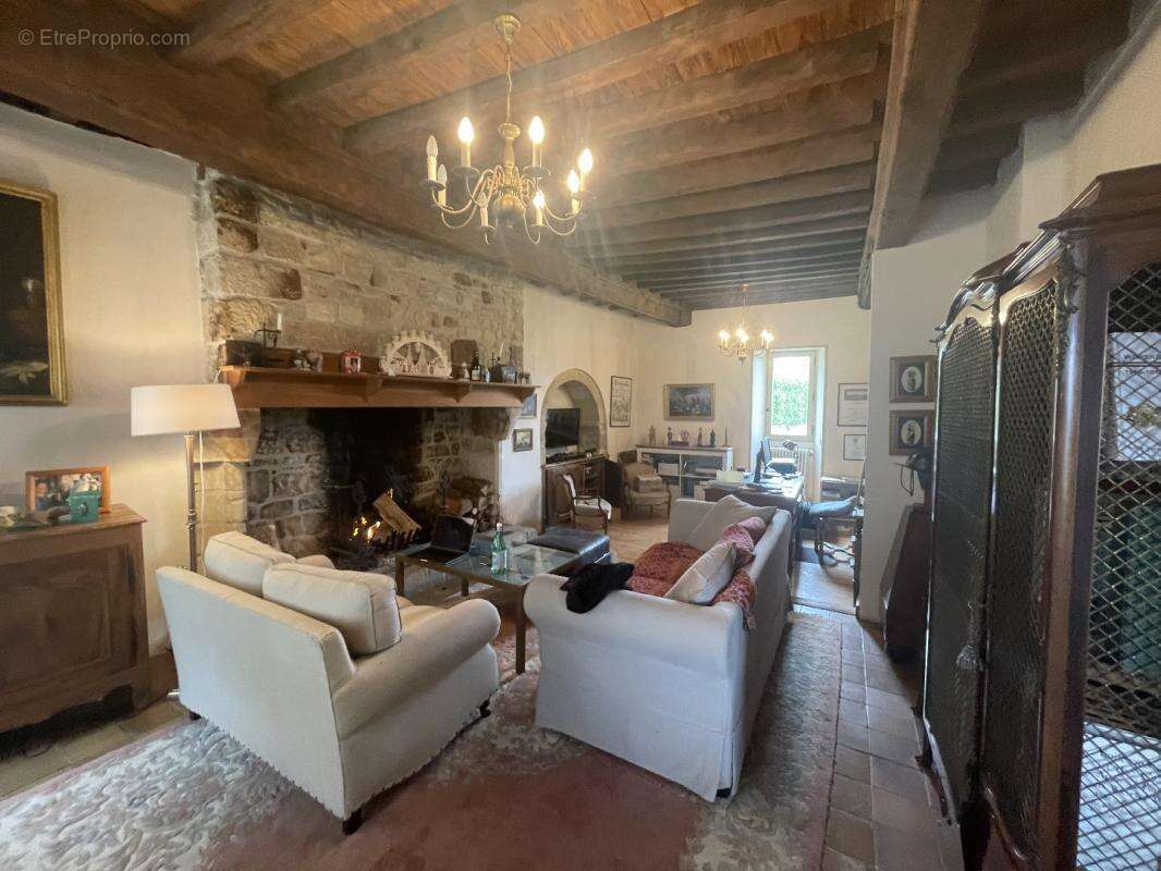 Maison à SAINT-ROBERT