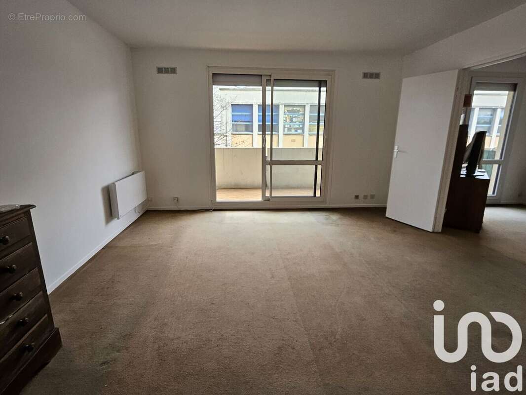 Photo 3 - Appartement à LA COURNEUVE