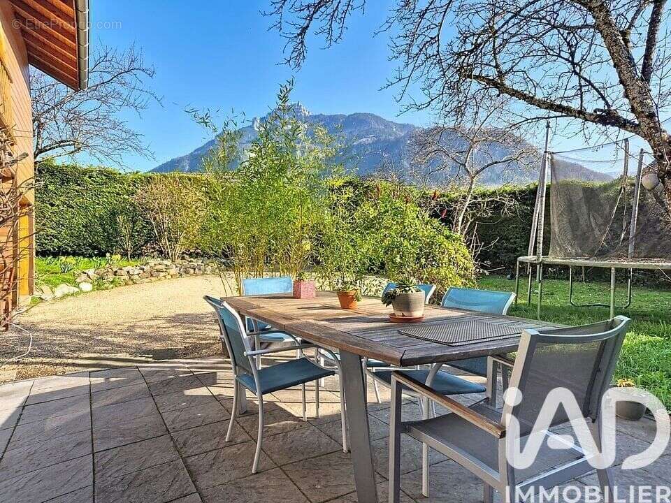 Photo 2 - Maison à SAINT-PIERRE-EN-FAUCIGNY