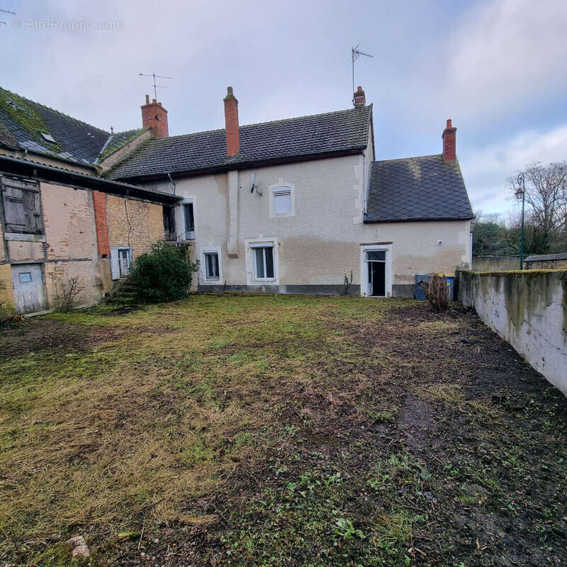 Maison à GERMIGNY-L&#039;EXEMPT