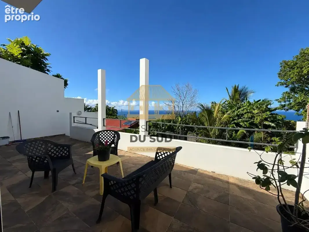 A vendre- maison de type t5 de 106 m² environ - saint philippe - 247 000 € - photo 9