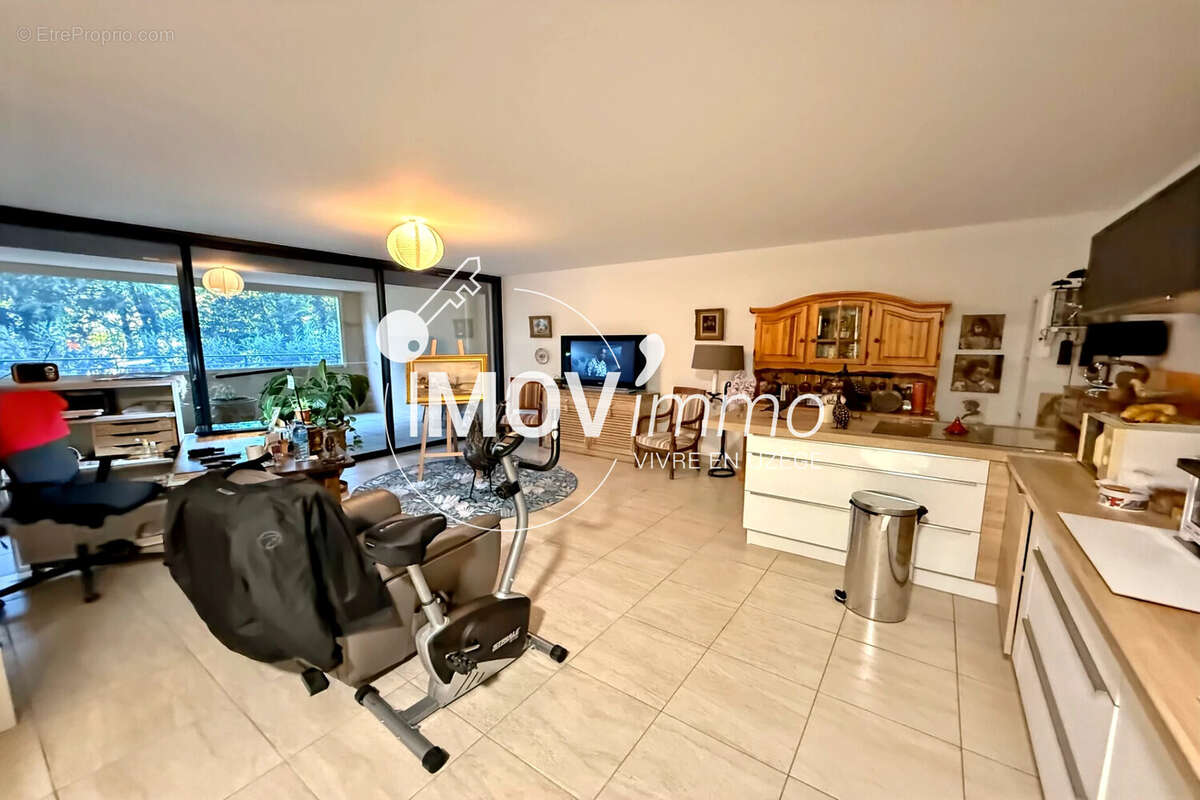 Appartement à UZES
