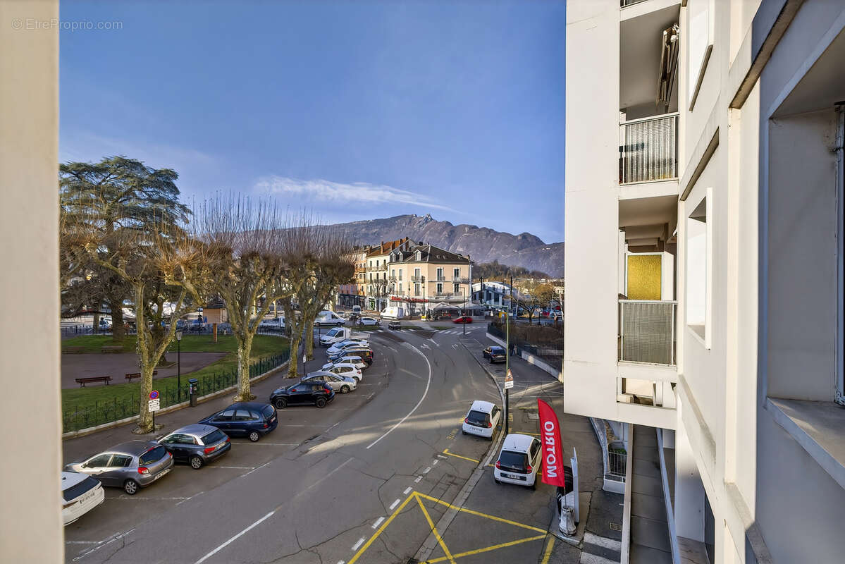Appartement à AIX-LES-BAINS