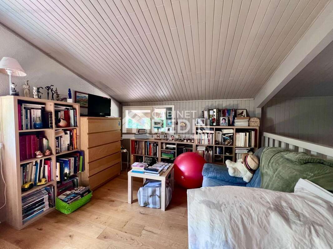 Maison à CARBON-BLANC