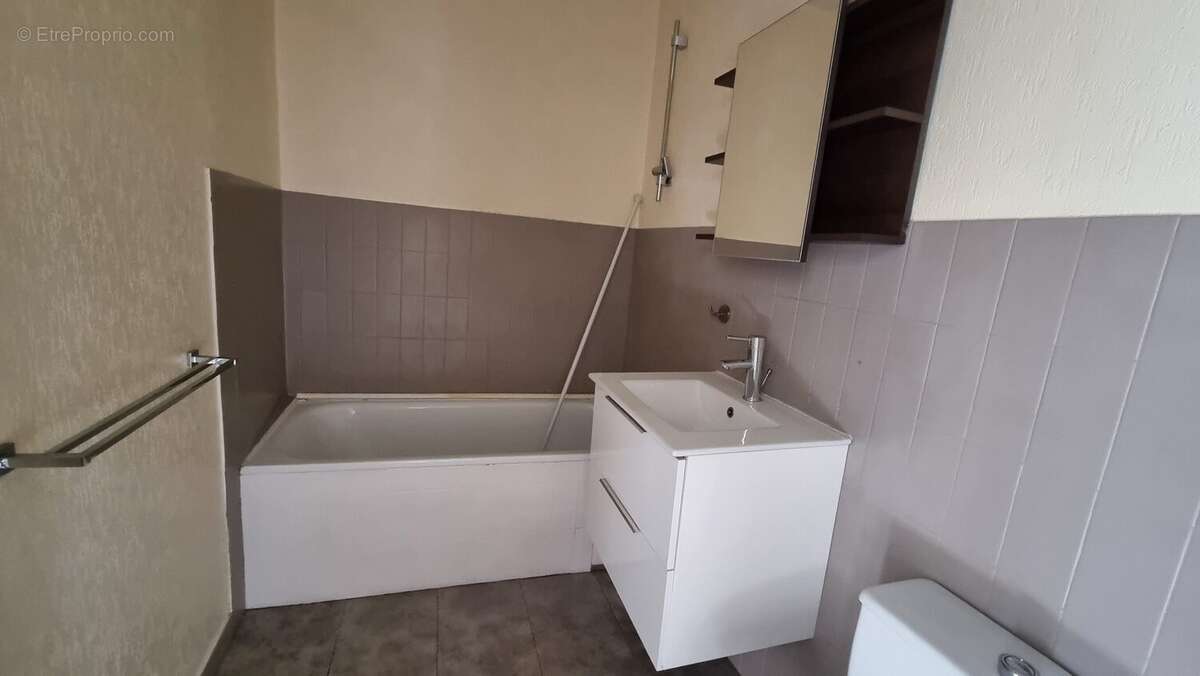Appartement à LYON-7E