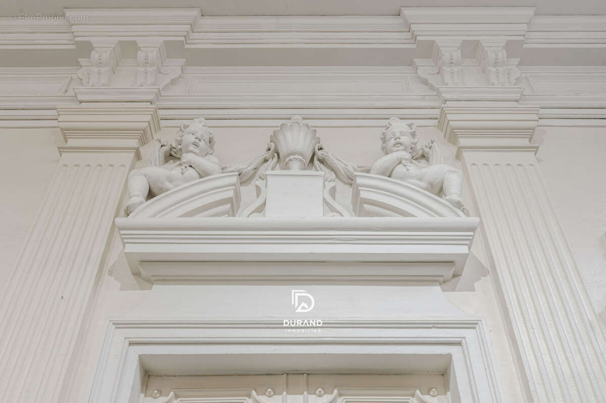 Appartement à MARSEILLE-6E