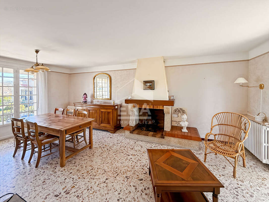 Maison à BOUC-BEL-AIR