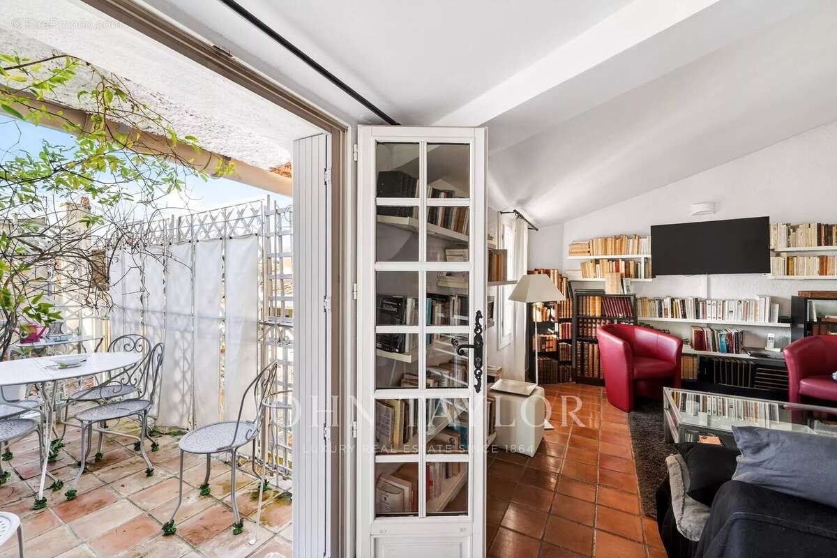 Appartement à AIX-EN-PROVENCE
