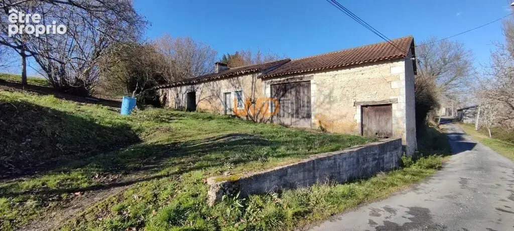 Commerce à SAINT-LEON-SUR-L'ISLE